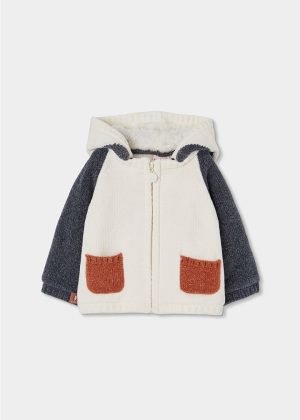 Chaqueta tricotosa con capuch
